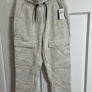Boy’s  Gap joggers size 8 nwt